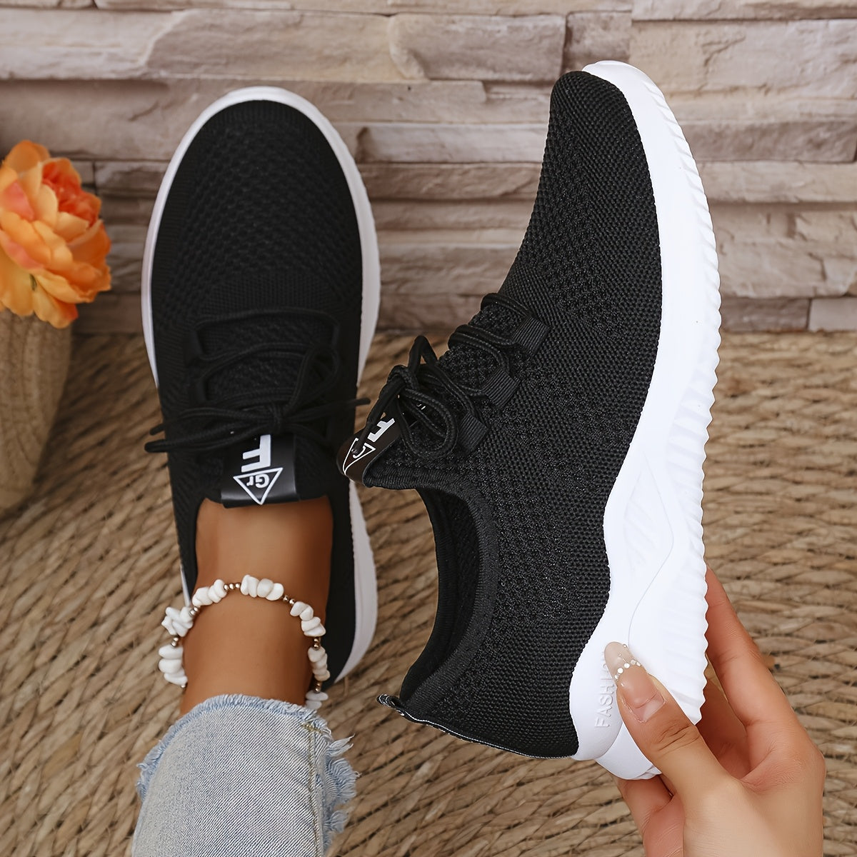FlexiStep™ - Stylish Slip-On Sneakers for Everyday Comfort